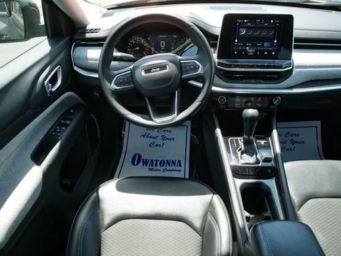 Used 2022 Jeep Compass Latitude w/ Convenience Group AWD/4WD image 9