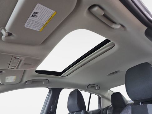 New 2026 Nissan Sentra SV w/ SV Convenience Package FWD image 28