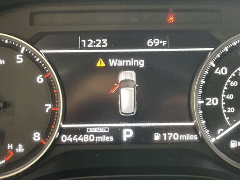 Used 2024 Mitsubishi Outlander SE image 15