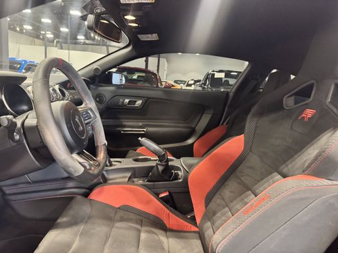 Used 2019 Ford Mustang Shelby GT350R w/ GT350R Equipment Group 920A image 9