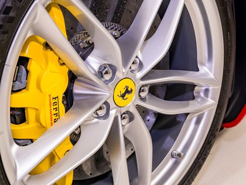 Certified 2019 Ferrari 488 GTB RWD image 34