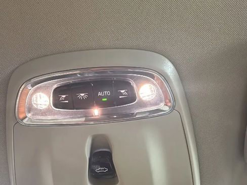 Used 2019 Volvo XC90 T5 Momentum w/ Multimedia Package AWD/4WD image 26