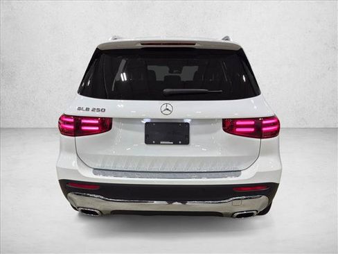 Used 2026 Mercedes-Benz GLB 250 image 7