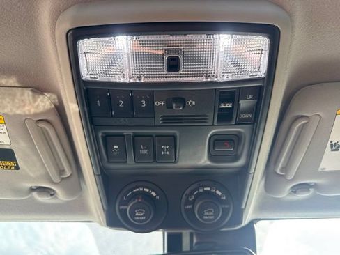Used 2024 Toyota 4Runner TRD Off-Road Premium w/ Moonroof Package AWD/4WD image 35
