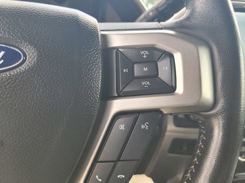 Certified 2022 Ford F250 Lariat w/ Black Appearance Package AWD/4WD image 26