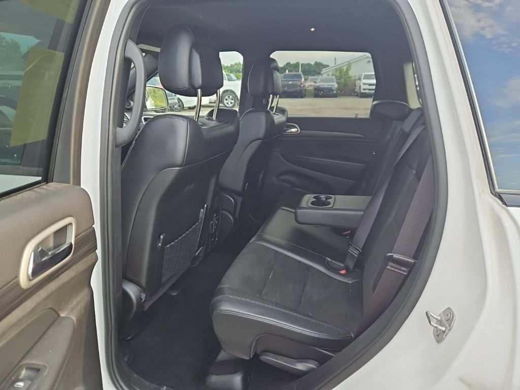 Used 2021 Jeep Grand Cherokee Altitude AWD/4WD image 9