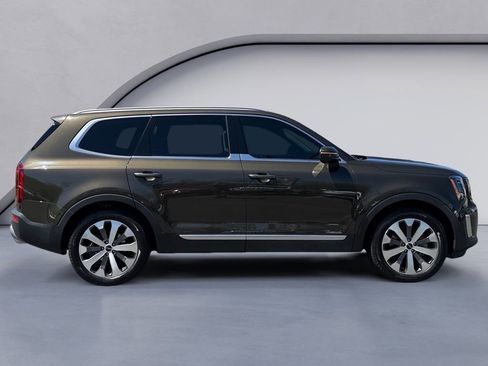 Used 2022 Kia Telluride S image 6
