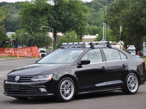 Used 2017 Volkswagen Jetta S FWD image 1