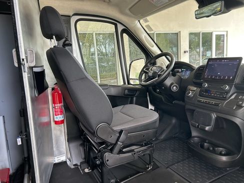 Used 2024 RAM ProMaster 3500 w/ Delivery Van Package FWD image 24