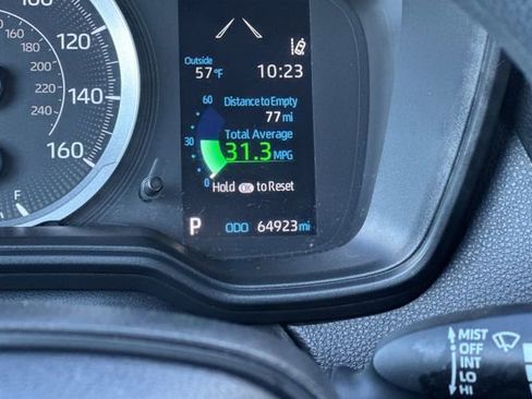 Certified 2022 Toyota Corolla LE image 28