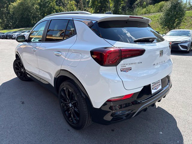 Used 2024 Buick Encore GX Sport Touring w/ Experience Buick Package AWD/4WD image 6