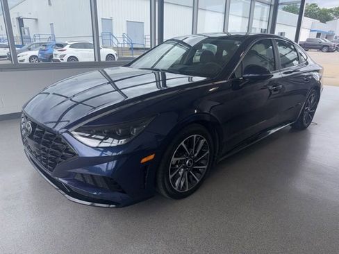Used 2021 Hyundai Sonata Limited FWD image 1