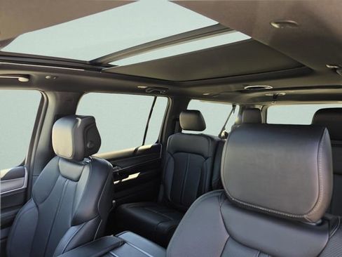 New 2026 Jeep Grand Wagoneer L Limited AWD/4WD image 25