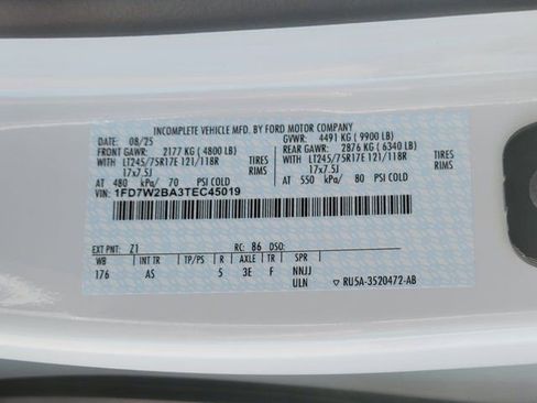 New 2026 Ford F250 XL w/ XL Chrome Package image 13