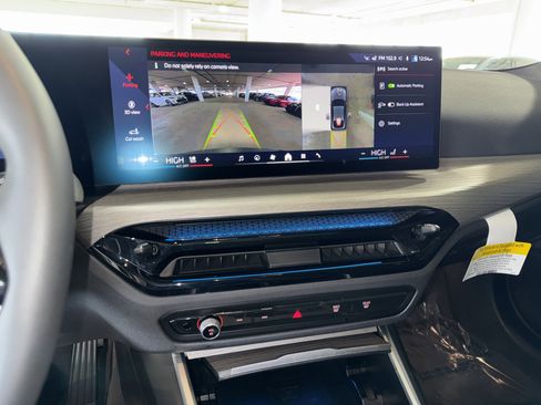 Used 2025 BMW i4 eDrive40 w/ Premium Package image 27