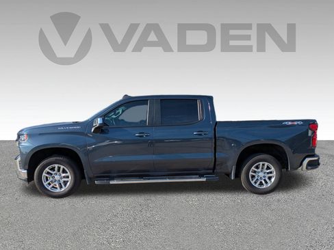 Used 2022 Chevrolet Silverado 1500 LT w/ Bed Protection Package image 27