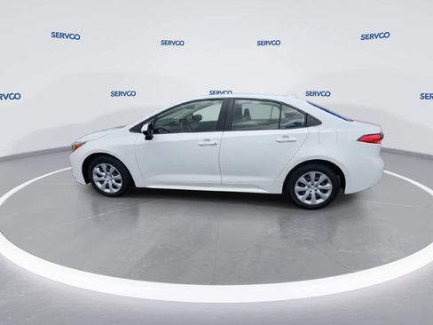 Used 2023 Toyota Corolla LE image 5