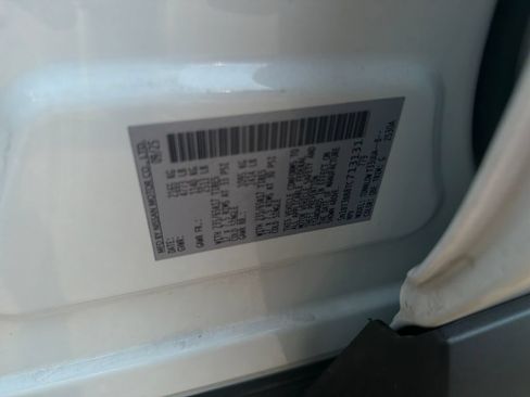 Certified 2026 Nissan Rogue SV AWD/4WD image 31