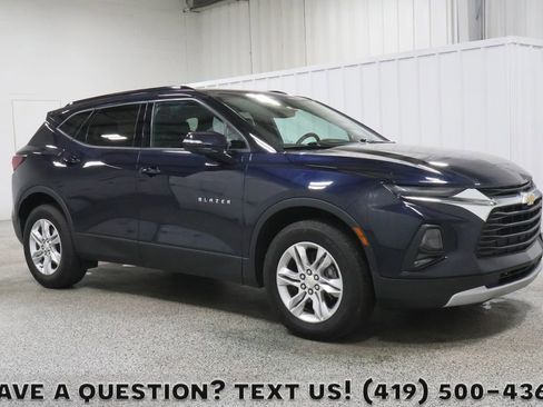 Used 2020 Chevrolet Blazer LT FWD image 1