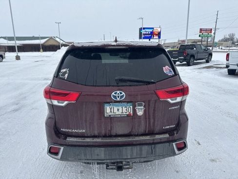 Used 2018 Toyota Highlander Limited image 4