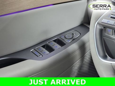 Used 2024 Hyundai Palisade Limited image 24