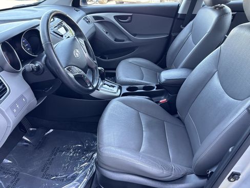 Used 2013 Hyundai Elantra Limited FWD image 13