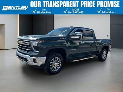 Used 2025 Chevrolet Silverado 2500 LTZ w/ LTZ Premium Package