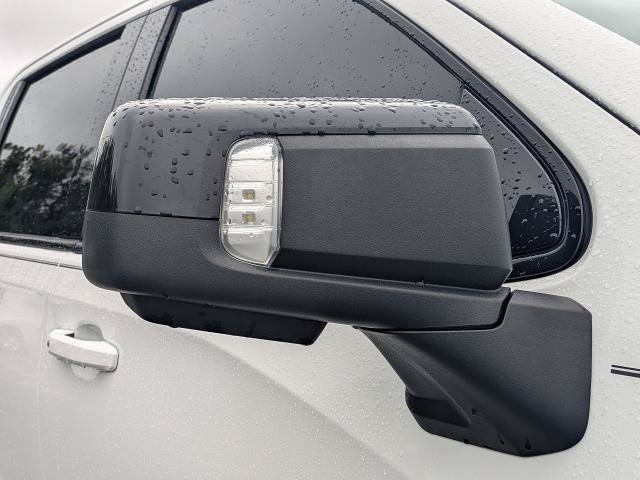 Certified 2022 GMC Sierra 1500 AT4 w/ AT4 Preferred Package AWD/4WD image 12