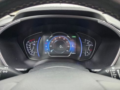 Used 2020 Hyundai Santa Fe Limited image 10