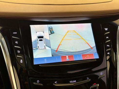 Used 2017 Cadillac Escalade Platinum image 25