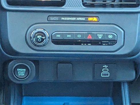 New 2025 Ford Maverick XLT w/ XLT Luxury Package image 17