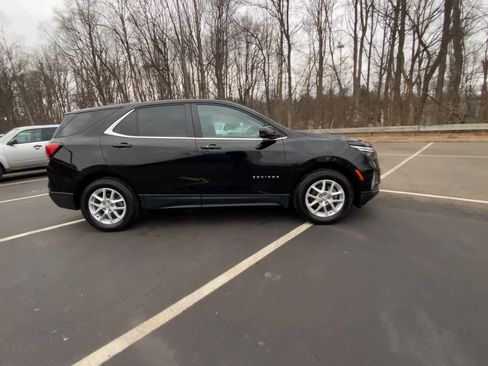 Used 2022 Chevrolet Equinox LT image 10