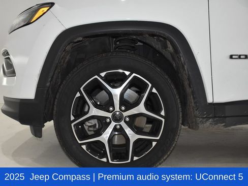 Used 2025 Jeep Compass Limited AWD/4WD image 6