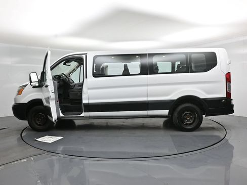 Certified 2019 Ford Transit 350 XLT RWD image 36