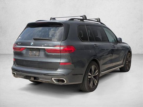 Used 2022 BMW X7 xDrive40i w/ M Sport Package AWD/4WD image 5