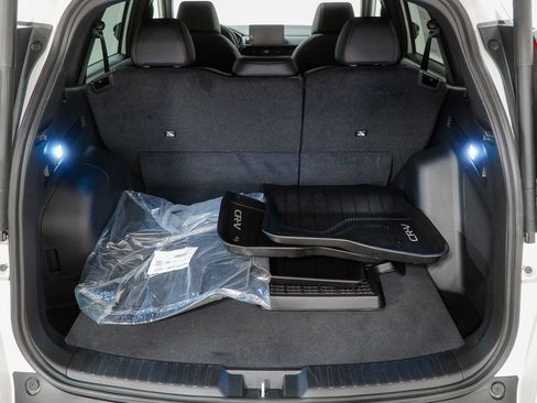 Certified 2026 Honda CR-V Sport Touring image 10