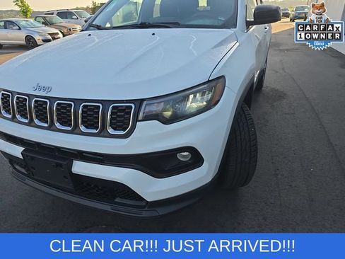 Used 2024 Jeep Compass Latitude AWD/4WD image 23