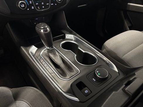 Used 2020 Chevrolet Traverse LT FWD image 29