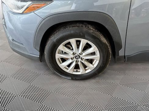 Used 2022 Toyota Corolla Cross LE w/ Moonroof Package image 34