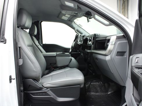 Used 2024 Ford F250 XL w/ XL Off-Road Package image 16