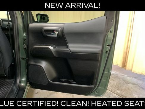 Used 2021 Toyota Tacoma TRD Sport w/ Technology Package AWD/4WD image 13