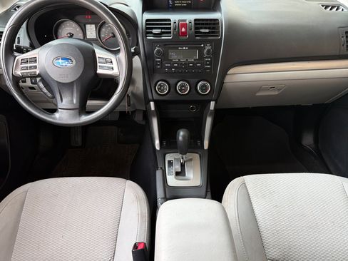 Used 2015 Subaru Forester 2.5i Premium w/ All-Weather Package AWD/4WD image 11