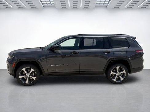 New 2026 Jeep Grand Cherokee L Limited RWD image 5