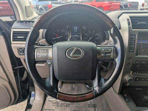 Used 2018 Lexus GX 460 Premium w/ Premium Package AWD/4WD image 13