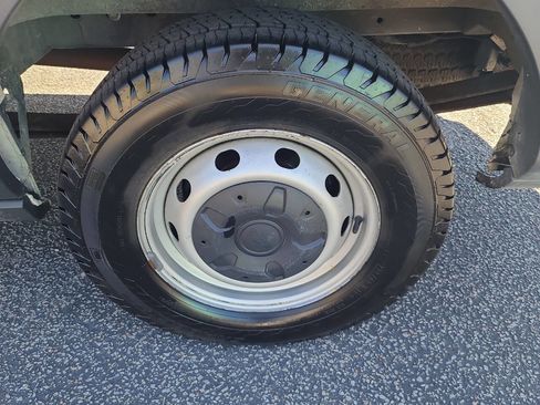 Used 2016 Ford Transit 250 148 Low Roof image 11