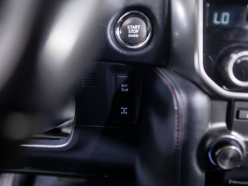 Used 2022 Lexus GX 460 Premium image 31