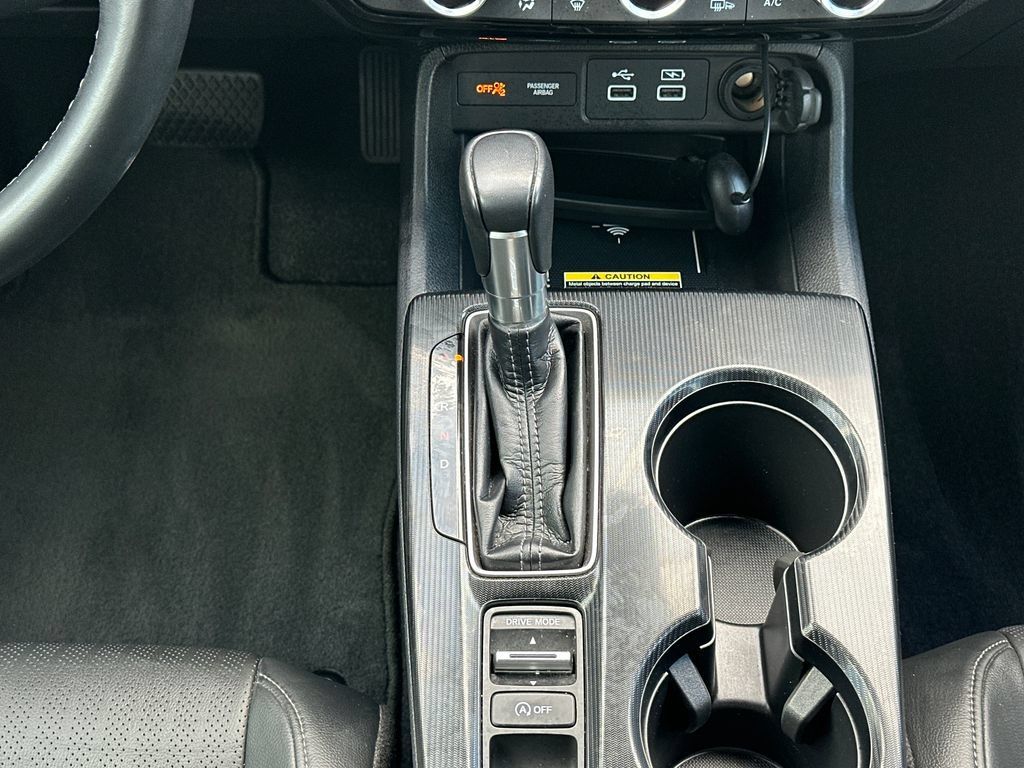 Used 2022 Honda Civic Touring image 18