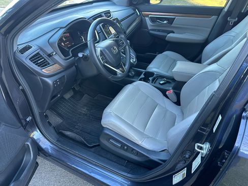 Used 2019 Honda CR-V Touring image 11