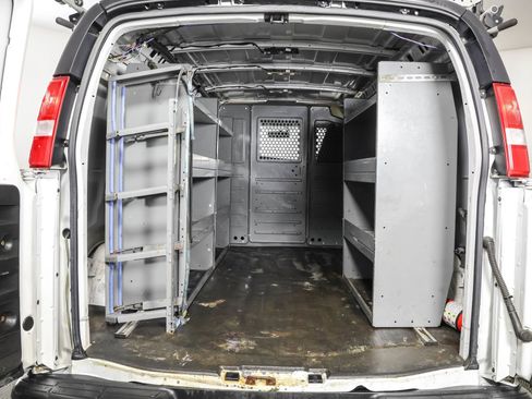 Used 2022 Chevrolet Express 2500 Work Van w/ Driver Convenience Package image 32