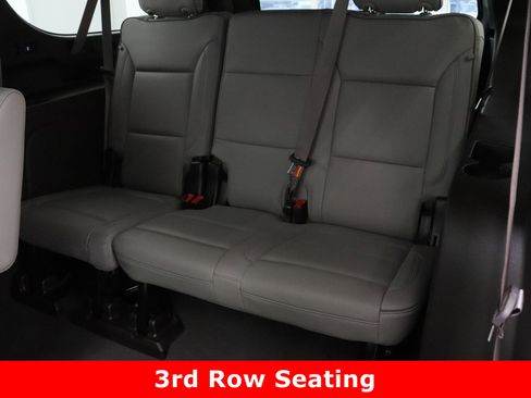 Used 2024 GMC Yukon XL SLT w/ SLT Premium Package image 35